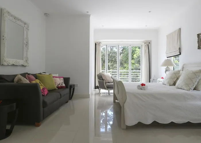 Villa Les Jolies Eaux - Chateau Elysium Beau Vallon (Mahe)